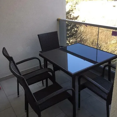 M&d * Τρέμπινιε